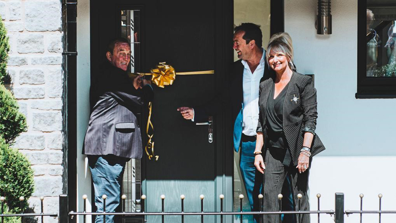 Morganstone - Phil Bennett at Summerland Launch